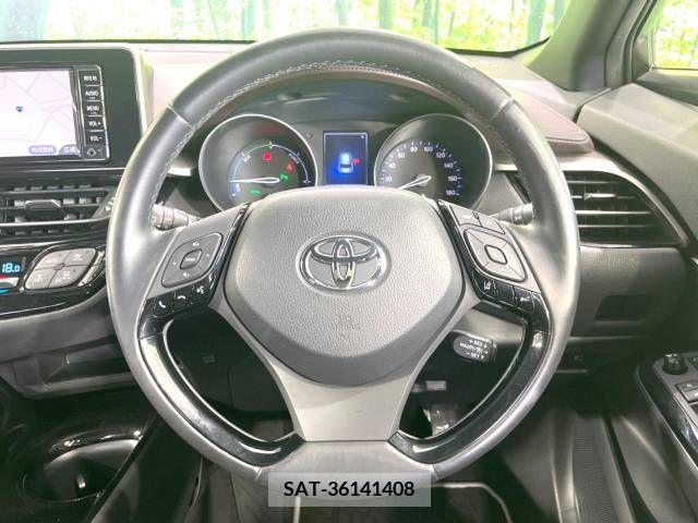 Toyota C-HR 2018-01 294957-11