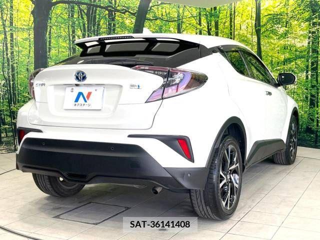 Toyota C-HR 2018-01 294957-17