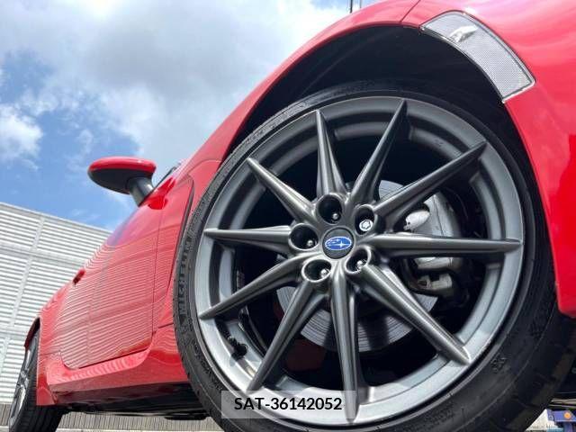 Subaru BRZ 2022-02 357465-13