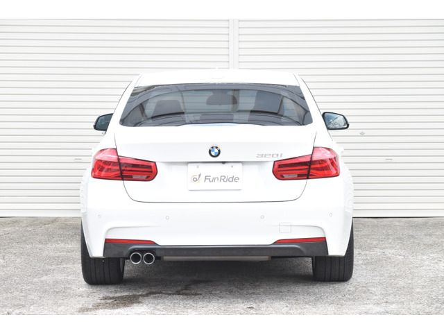 Bmw 3 SERIES 2016-03 7576-8