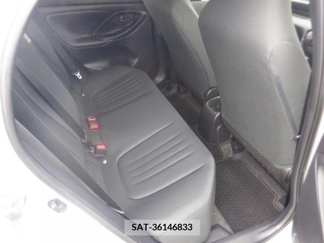 Toyota YARIS 2020-12 206058-14