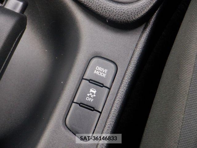Toyota YARIS 2020-12 206058-8