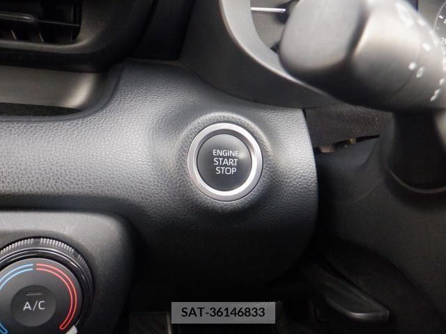 Toyota YARIS 2020-12 206058-10
