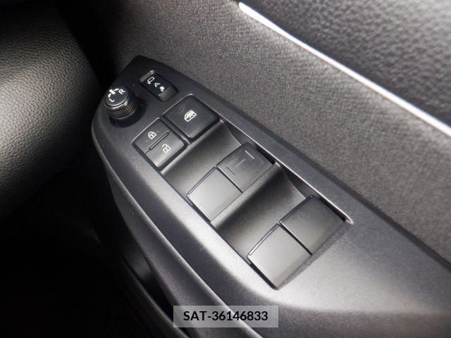 Toyota YARIS 2020-12 206058-12