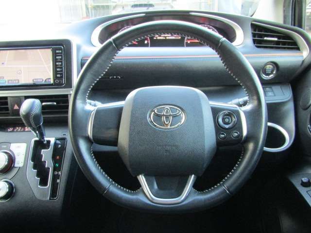 Toyota SIENTA 2018-10 180776-14