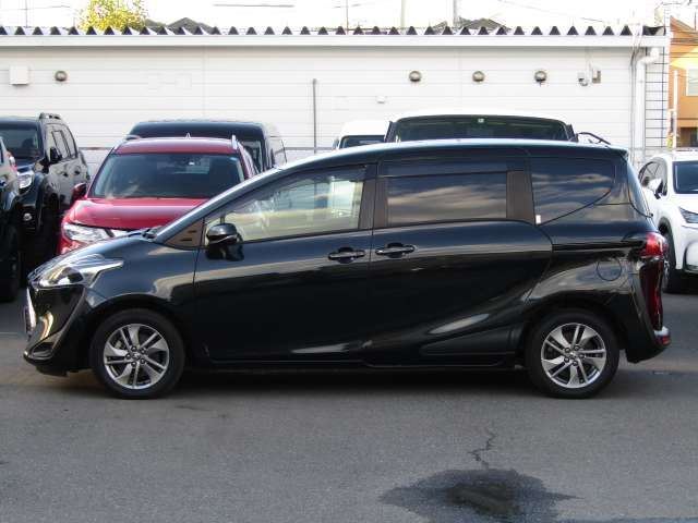 Toyota SIENTA 2018-10 180776-3