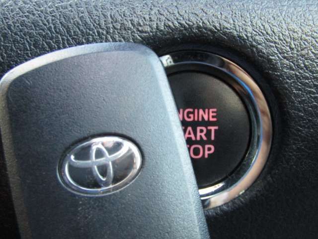 Toyota SIENTA 2018-10 180776-12