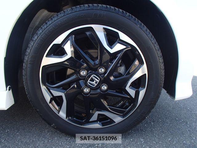 Honda N BOX CUSTOM 2018-02 279067-5