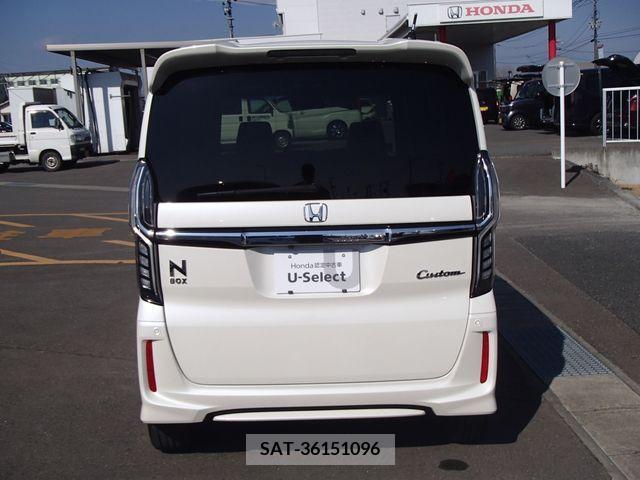 Honda N BOX CUSTOM 2018-02 279067-4
