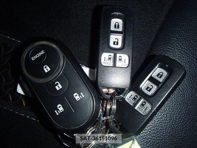 Honda N BOX CUSTOM 2018-02 279067-10