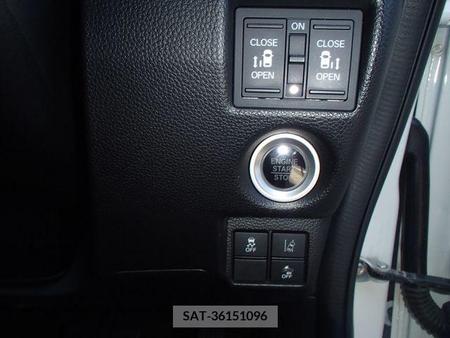 Honda N BOX CUSTOM 2018-02 279067-12