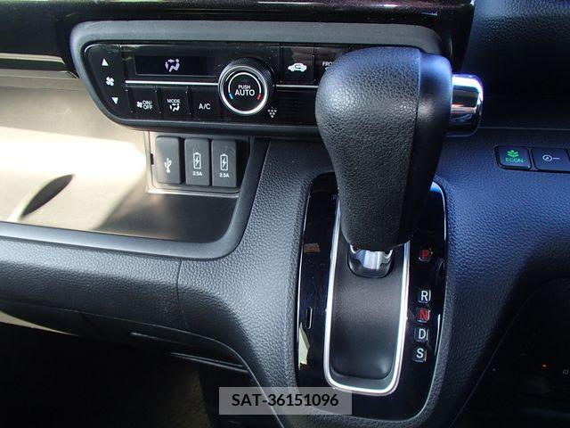 Honda N BOX CUSTOM 2018-02 279067-14