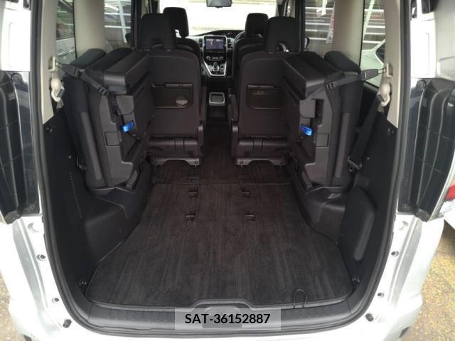 Nissan SERENA 2019-02 254779-26