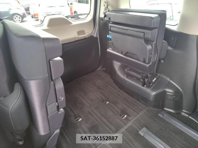 Nissan SERENA 2019-02 254779-23