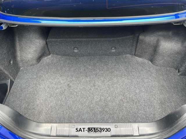Nissan SKYLINE 2000-12 216591-18