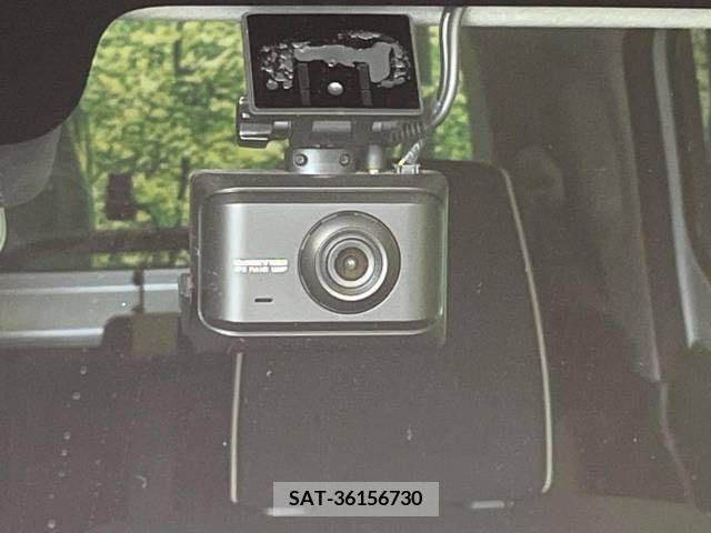 Suzuki X BEE 2021-10 345625-6