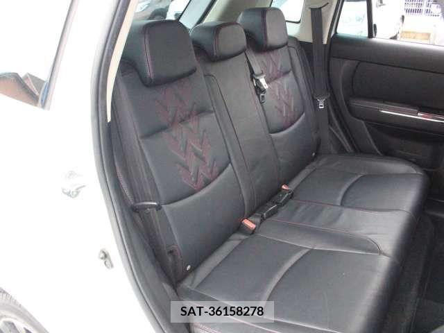Mazda VERISA 2014-08 221284-11