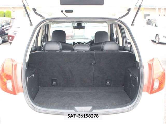 Mazda VERISA 2014-08 221284-9