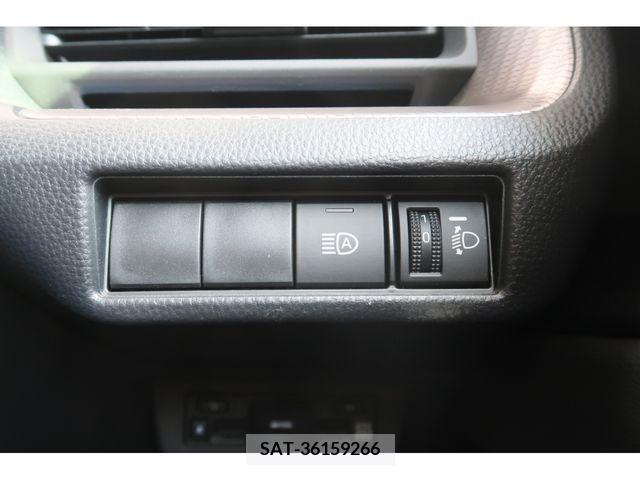 Toyota PRIUS 2023-03 214957-11