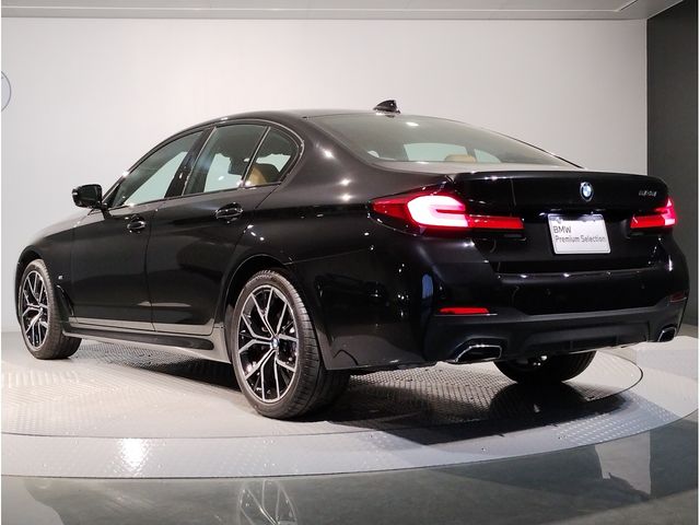 Bmw 5 SERIES 2021-09 182464-6