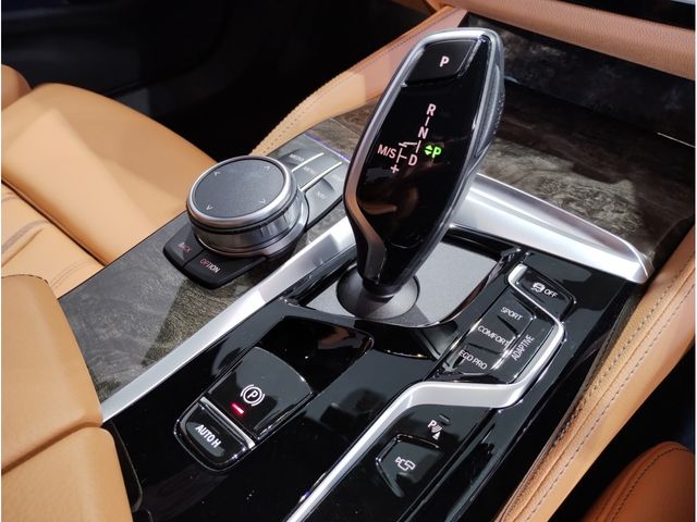 Bmw 5 SERIES 2021-09 182464-19