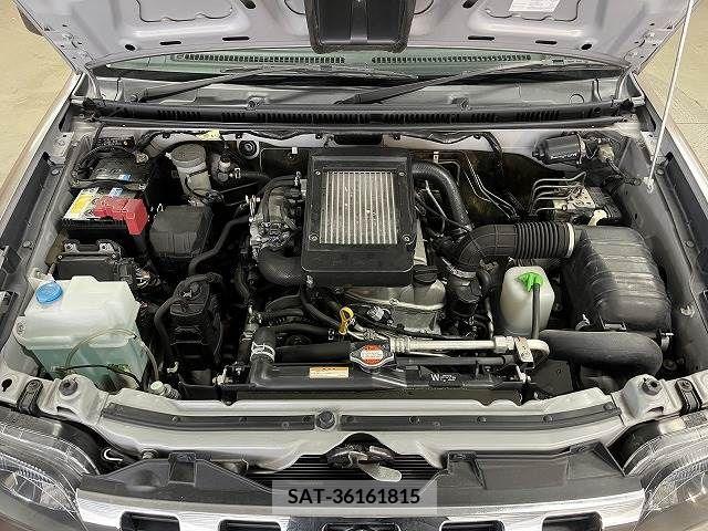 Suzuki JIMNY 2013-02 240588-13