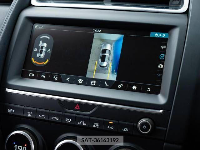 Jaguar E-PACE 2018-08 273179-9