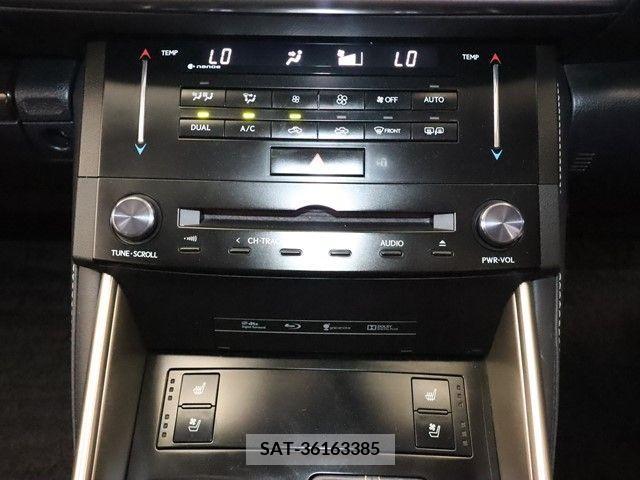 Lexus IS 2013-09 300067-16