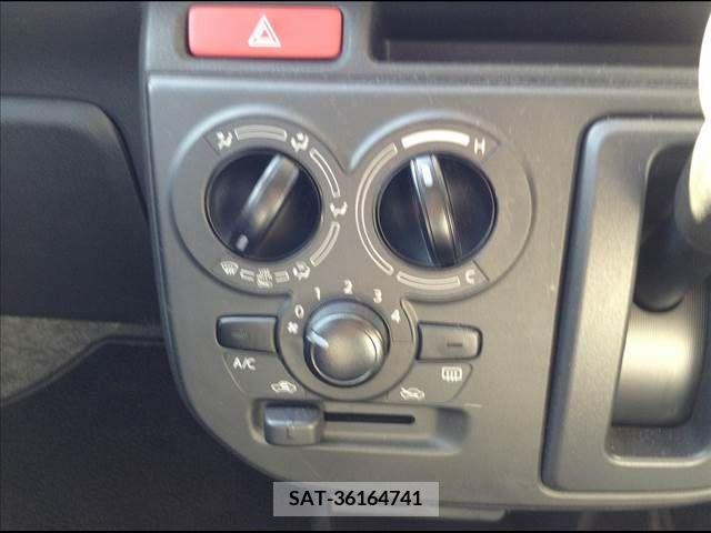 Suzuki ALTO 2021-03 305188-23