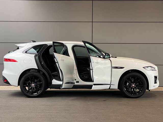 Jaguar F-PACE 2020-09 3444-6