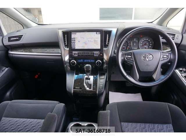 Toyota VELLFIRE 2015-09 303604-1