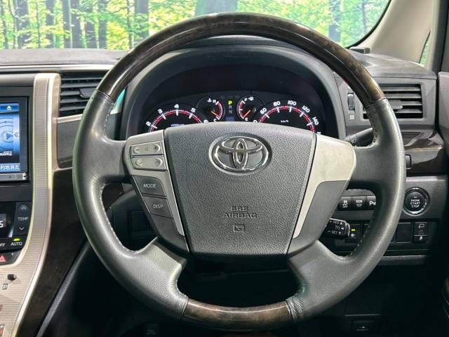 Toyota VELLFIRE 2013-02 181618-11