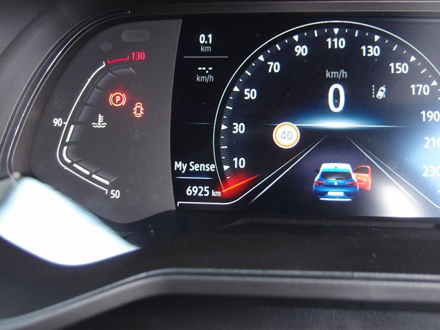 Renault LUTECIA 2022-03 5325-11