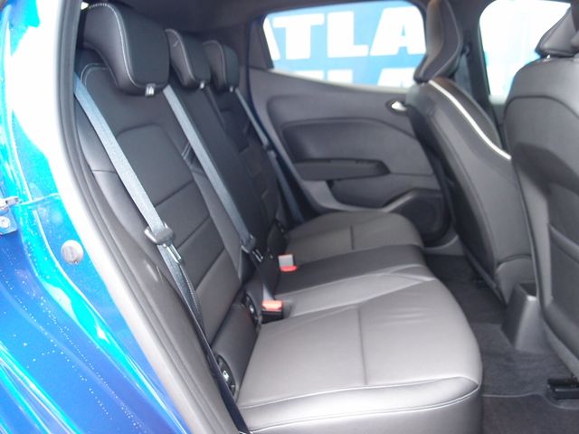Renault LUTECIA 2022-03 5325-5