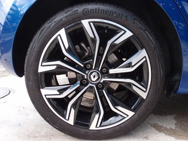 Renault LUTECIA 2022-03 5325-3