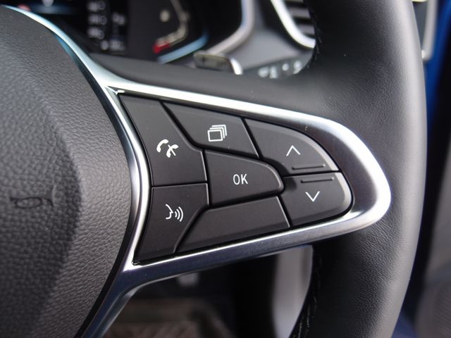 Renault LUTECIA 2022-03 5325-13