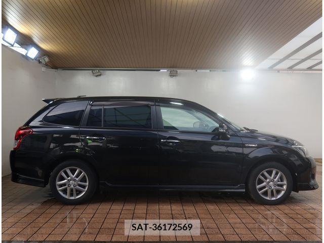 Toyota COROLLA FIELDER 2013-11 384851-5