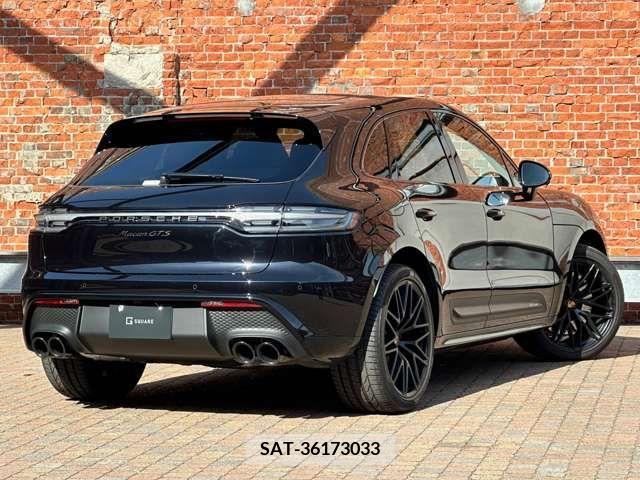 Porsche MACAN 2023-07 282551-19