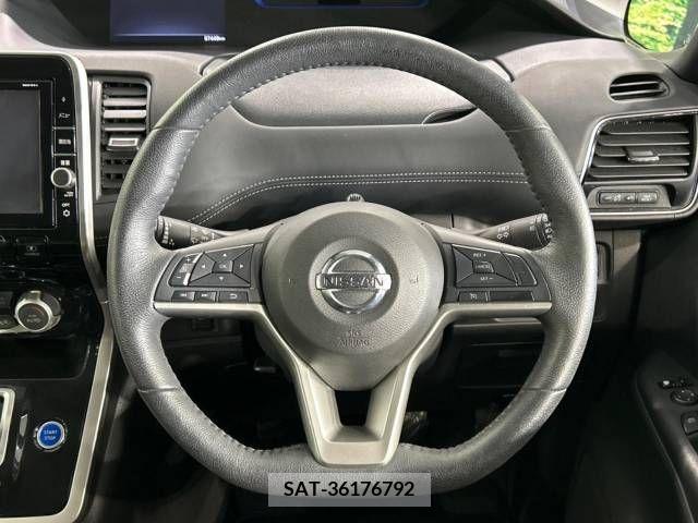 Nissan SERENA 2019-01 284144-13
