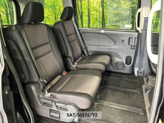 Nissan SERENA 2019-01 284144-9