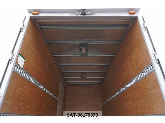 Mitsubishi CANTER 2017-02 263552-19