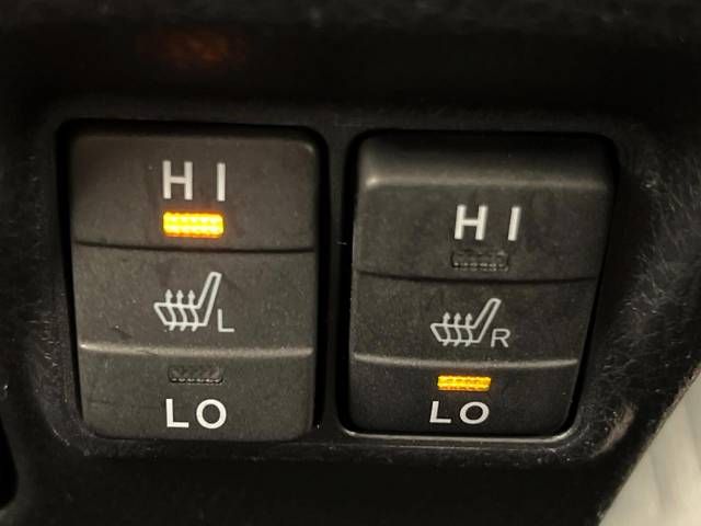 Toyota ESQUIRE 2018-02 191727-6