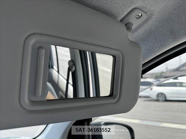 Toyota PASSO 2019-03 281281-23