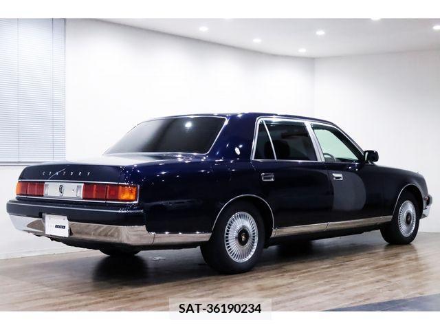 Toyota CENTURY 2016-06 304886-6