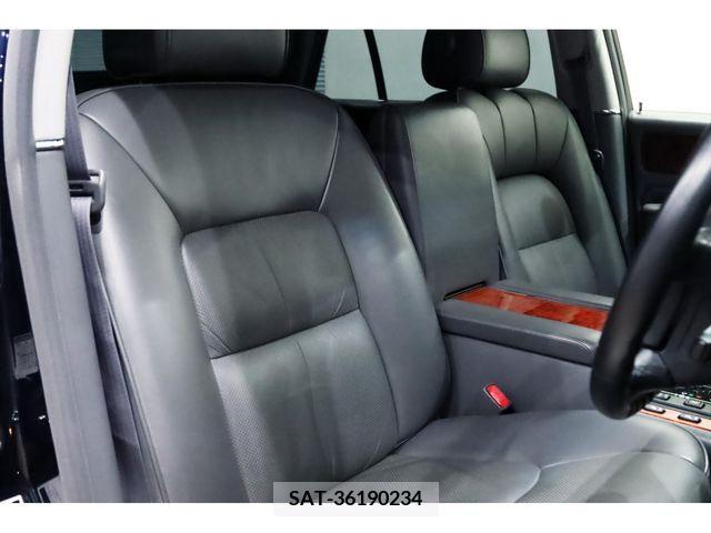 Toyota CENTURY 2016-06 304886-2