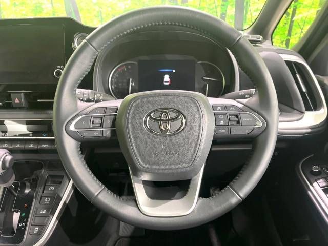 Toyota VOXY 2023-04 27050-12