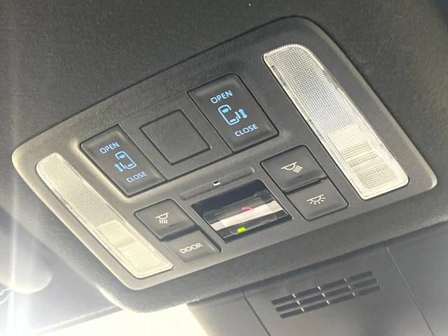Toyota VOXY 2023-04 27050-4