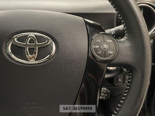 Toyota AQUA 2016-05 344579-20