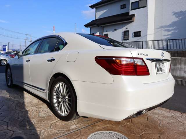 Lexus LS 2010-03 19455-4