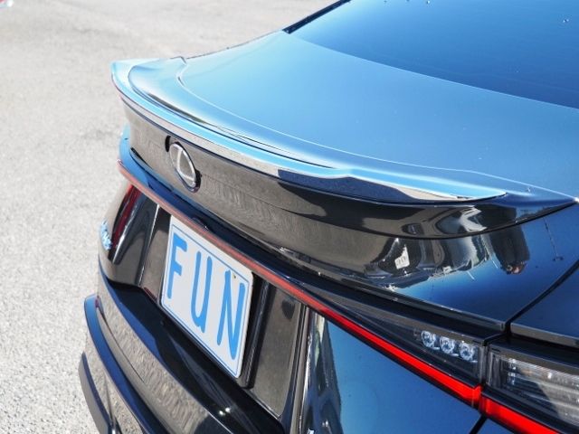 Lexus IS 2021-05 189996-29